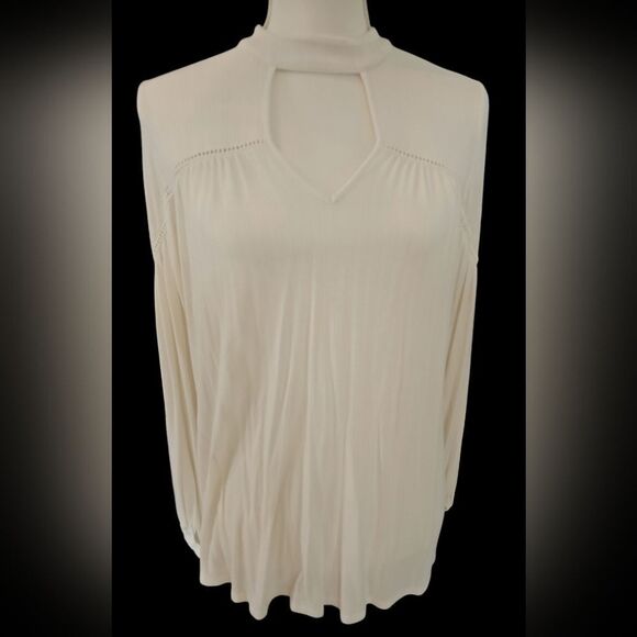 Elegant Cream Women's Top - Picture 1 of 7